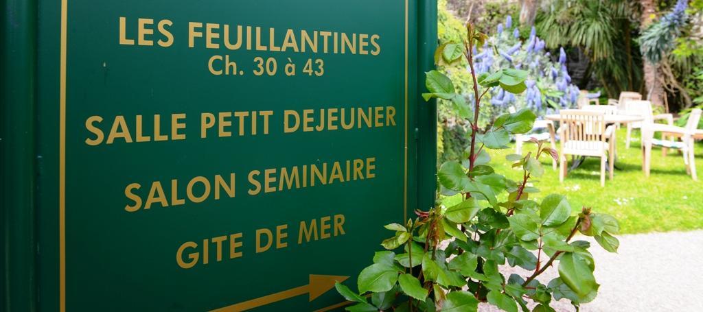Logis Hotel Les Fuchsias Saint-Vaast-la-Hougue Εξωτερικό φωτογραφία